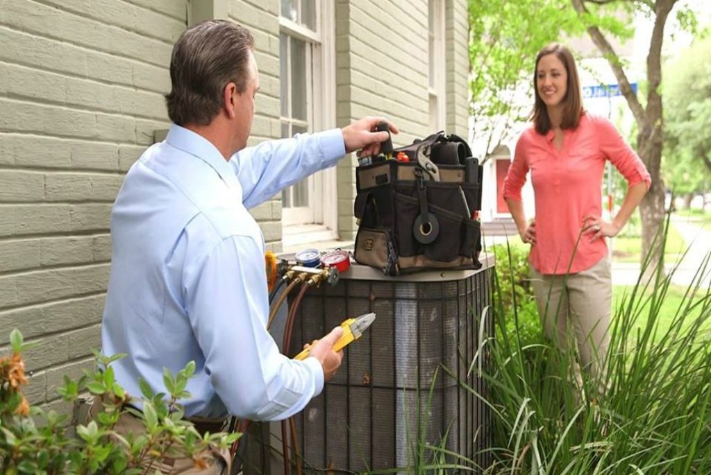 HVAC Tech & Homeowner